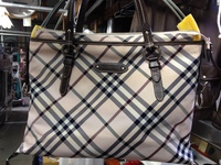 Burberry-1.jpg