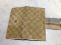 gucci-wallet3.jpg