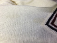 schoolsweater-spots1.jpg